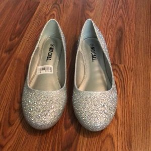 Silver Sparkly Flats Sz 8 wide
